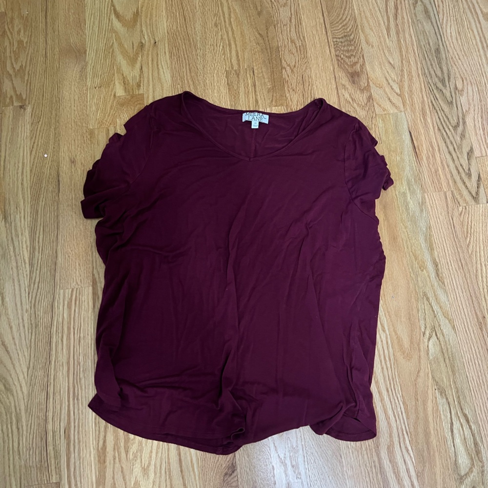 Red Short Sleeve Relaxed Blouse